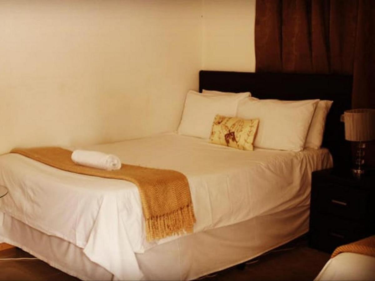 Moshitametsi Guesthouse Kempton Park Exterior foto